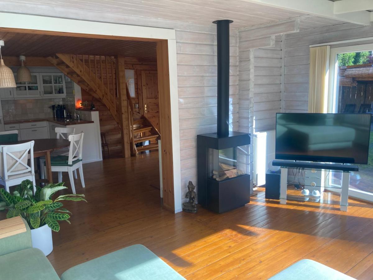 Houten Chalet/Bungalow In Het Bos, Sauna, Jacuzzi Meijel Exterior foto